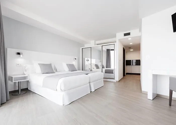 Aparthotel A Cetárea Burela